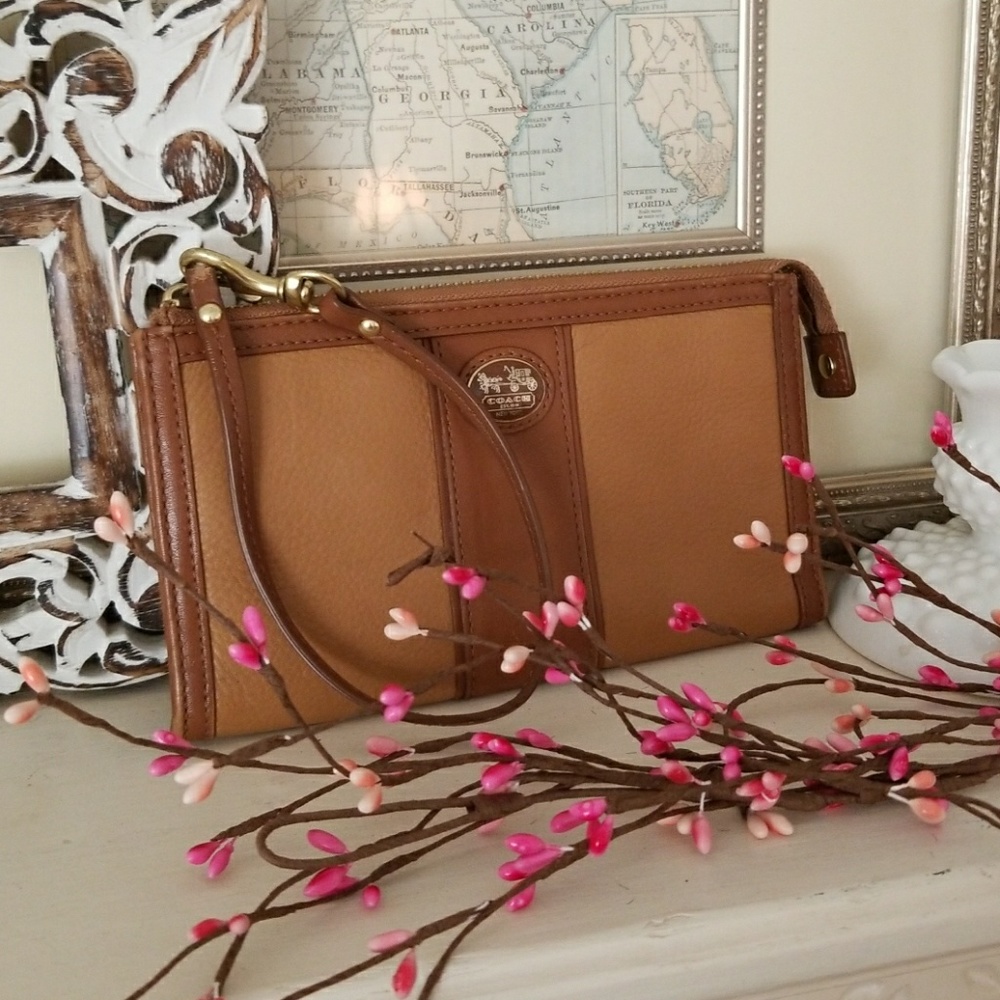 Coach wallet